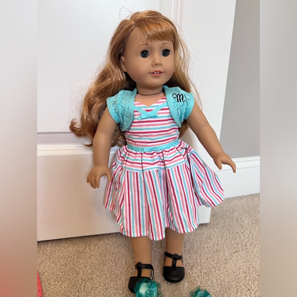 Mary Ellen American Girl Doll and dresses